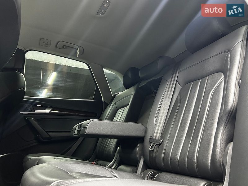 Внедорожник / Кроссовер Audi Q5 2019 в Черновцах
