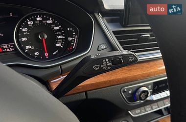 Позашляховик / Кросовер Audi Q5 2022 в Києві
