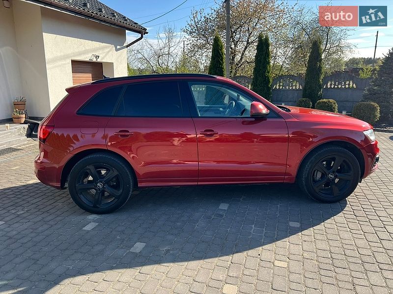 Внедорожник / Кроссовер Audi Q5 2014 в Новояворовске