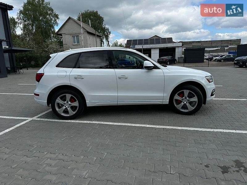 Внедорожник / Кроссовер Audi Q5 2017 в Нежине