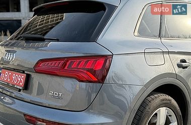 Позашляховик / Кросовер Audi Q5 2017 в Києві