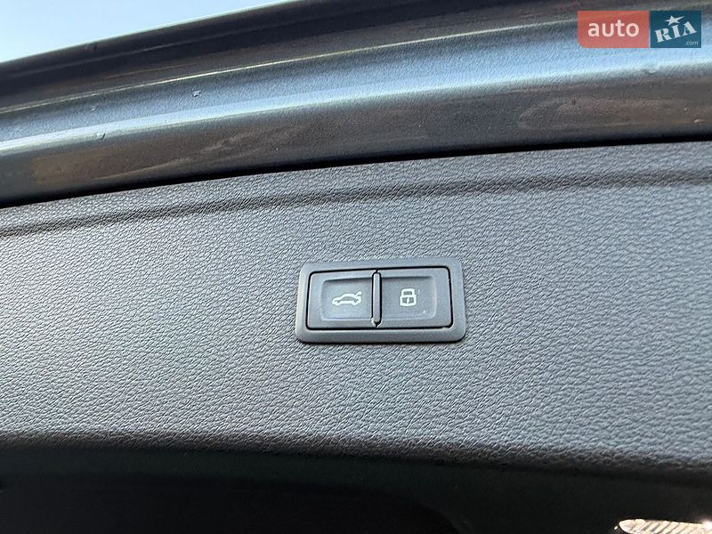 Внедорожник / Кроссовер Audi Q5 2018 в Ровно