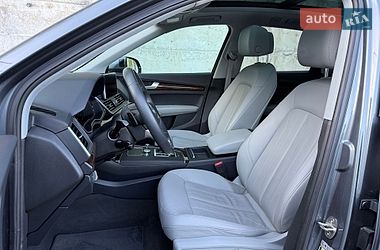 Внедорожник / Кроссовер Audi Q5 2018 в Ровно