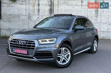 Внедорожник / Кроссовер Audi Q5 2018 в Ровно
