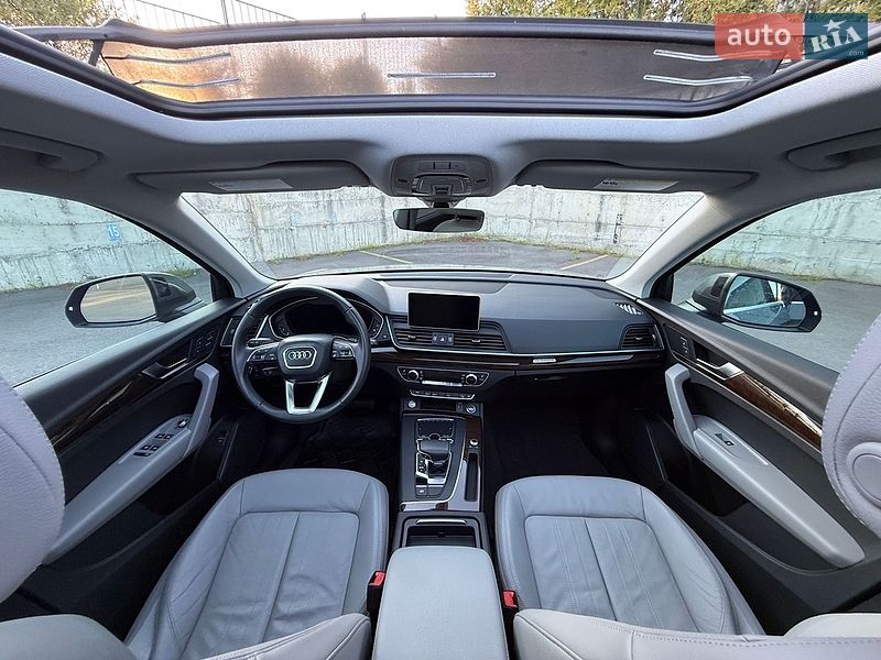 Внедорожник / Кроссовер Audi Q5 2018 в Ровно