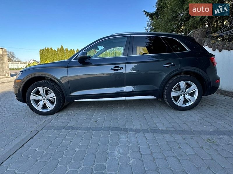 Внедорожник / Кроссовер Audi Q5 2017 в Тернополе