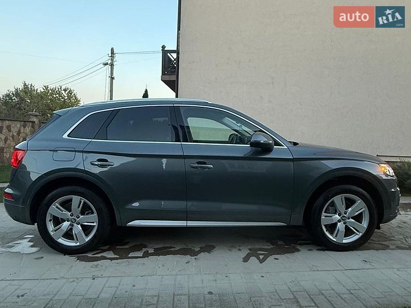 Внедорожник / Кроссовер Audi Q5 2019 в Чорткове