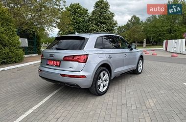 Внедорожник / Кроссовер Audi Q5 2019 в Луцке