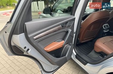 Внедорожник / Кроссовер Audi Q5 2019 в Луцке