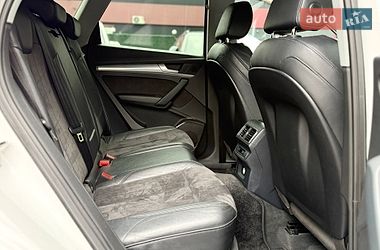 Внедорожник / Кроссовер Audi Q5 2017 в Киеве