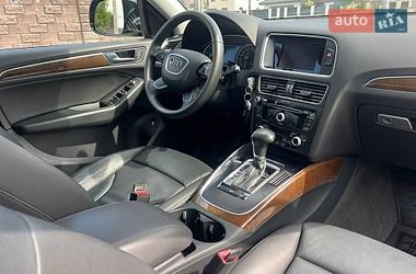 Внедорожник / Кроссовер Audi Q5 2016 в Ровно