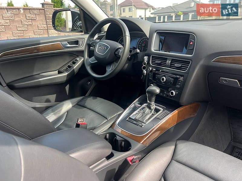 Внедорожник / Кроссовер Audi Q5 2016 в Ровно