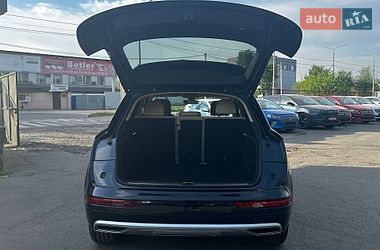 Позашляховик / Кросовер Audi Q5 2018 в Луцьку