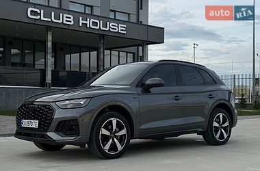 Позашляховик / Кросовер Audi Q5 2022 в Києві