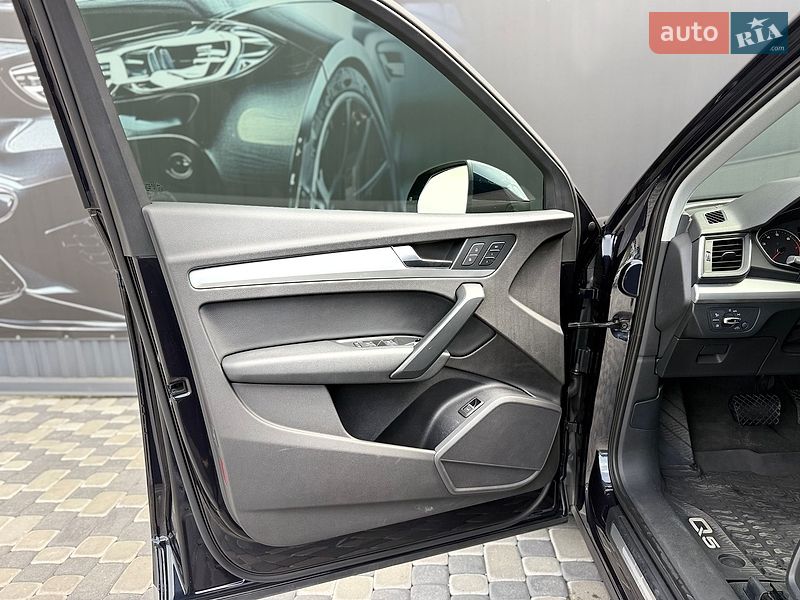 Позашляховик / Кросовер Audi Q5 2018 в Львові