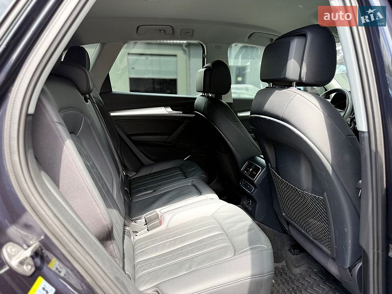 Позашляховик / Кросовер Audi Q5 2018 в Львові