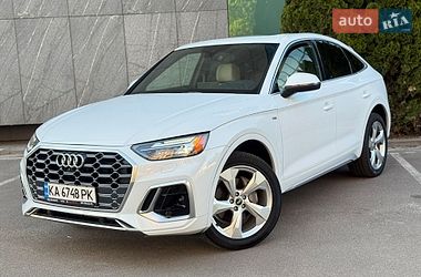 Внедорожник / Кроссовер Audi Q5 2021 в Киеве