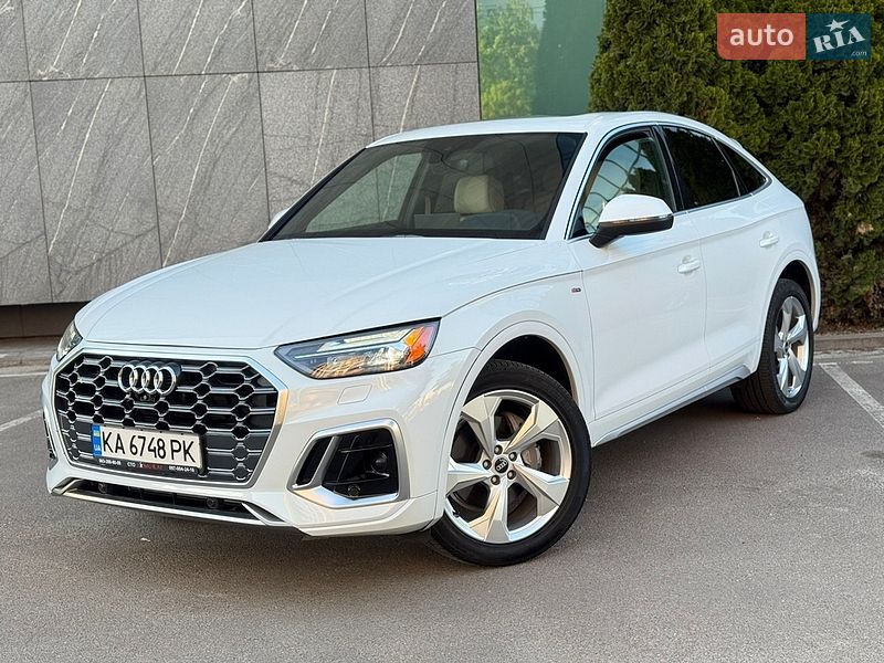 Внедорожник / Кроссовер Audi Q5 2021 в Киеве