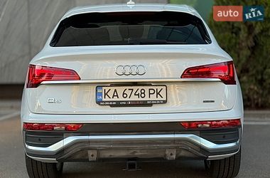 Внедорожник / Кроссовер Audi Q5 2021 в Киеве