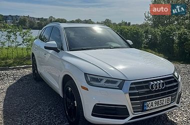 Позашляховик / Кросовер Audi Q5 2017 в Вінниці