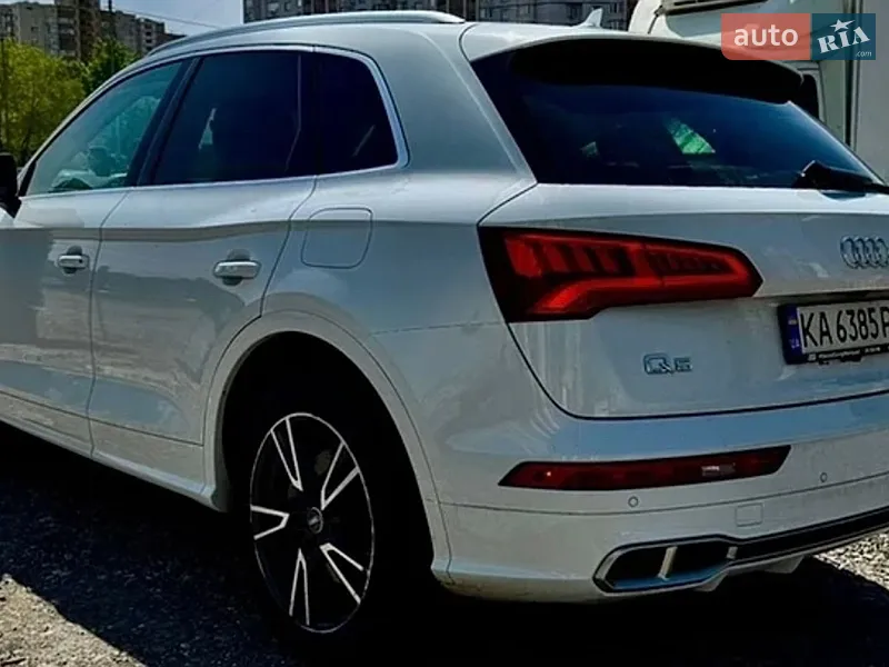 Audi Q5 2019 VIN WA1E2AFY6L2052285 фото оголошення 6 з 86