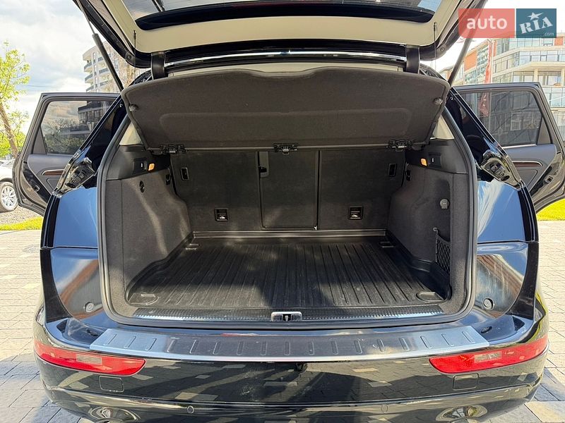 Внедорожник / Кроссовер Audi Q5 2015 в Ужгороде