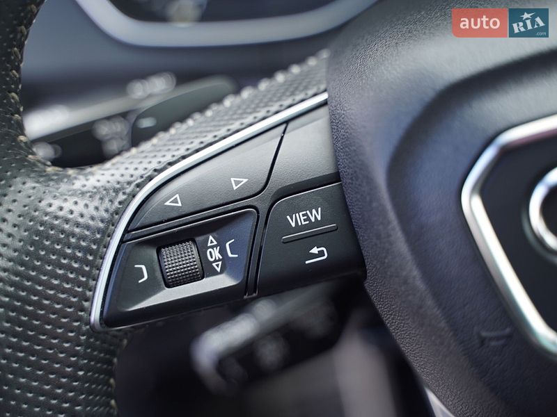 Позашляховик / Кросовер Audi Q5 2018 в Львові
