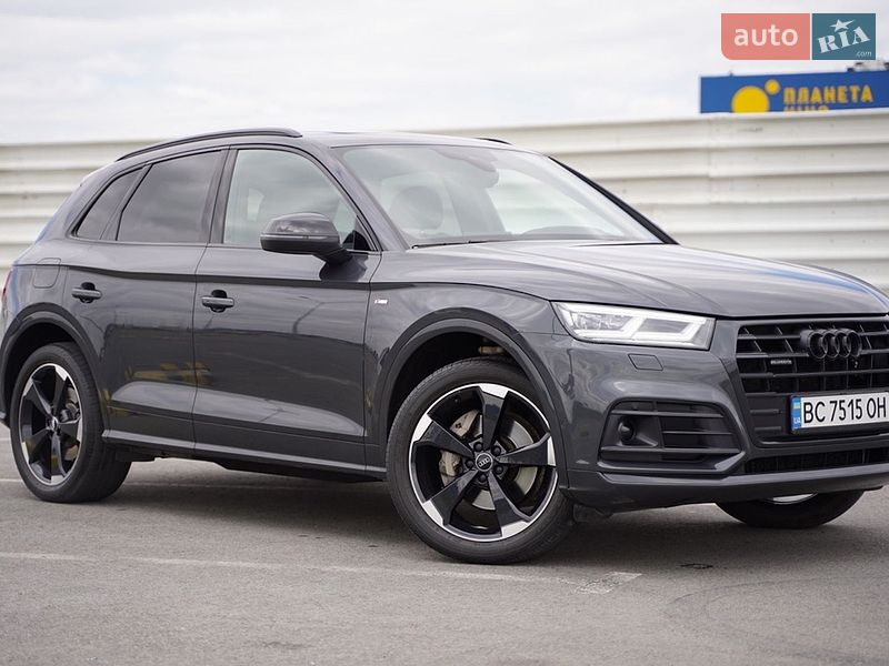 Позашляховик / Кросовер Audi Q5 2018 в Львові