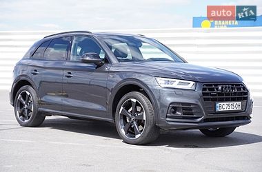 Позашляховик / Кросовер Audi Q5 2018 в Львові