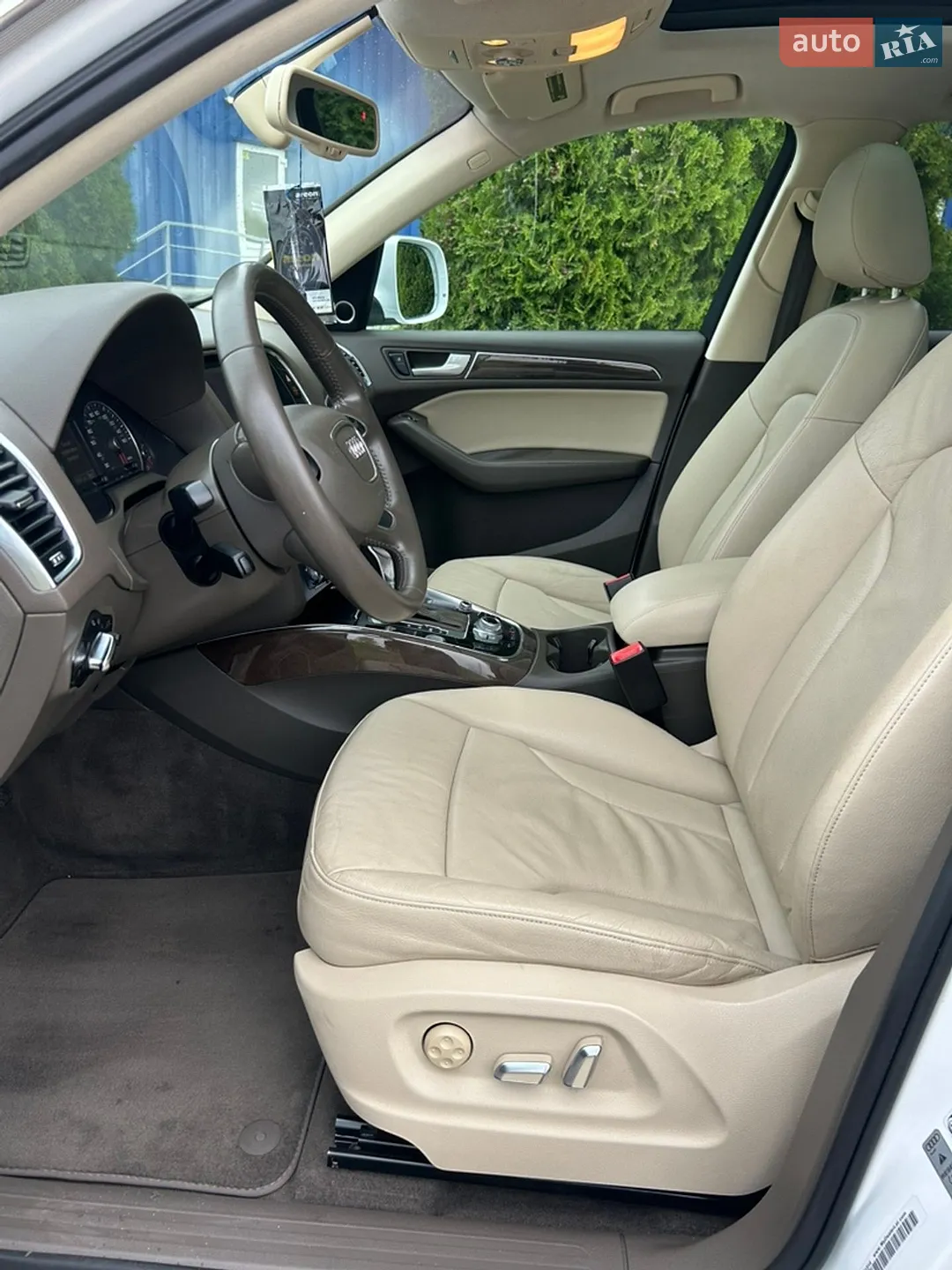 2014 Audi Q5 - мініатюра 213