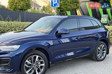 Позашляховик / Кросовер Audi Q5 2023 в Києві
