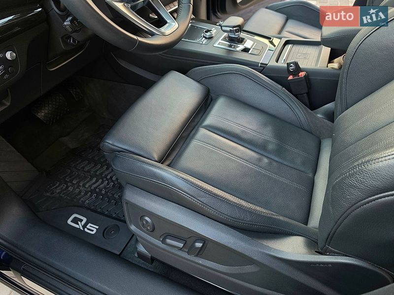 Внедорожник / Кроссовер Audi Q5 2019 в Виннице