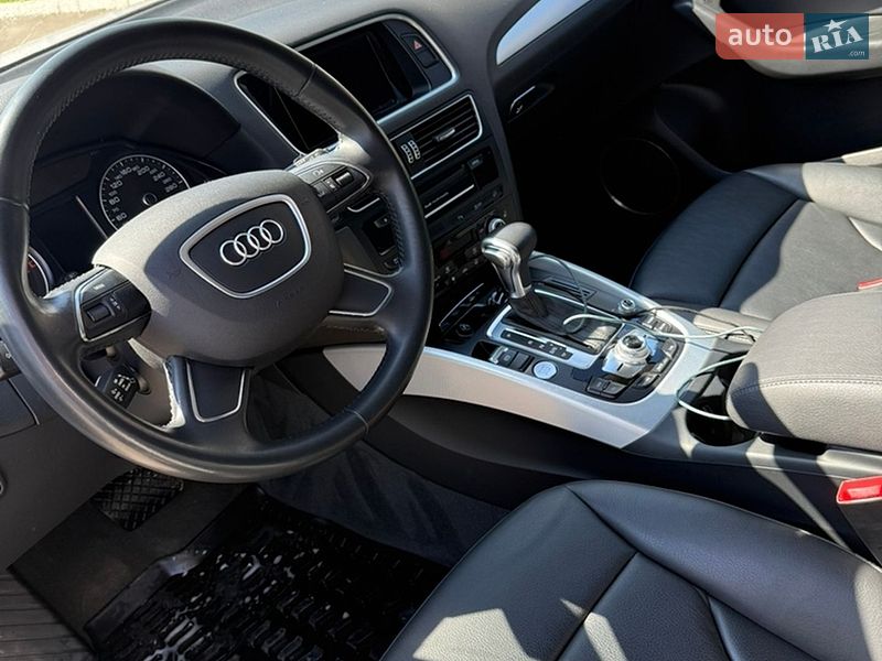 Внедорожник / Кроссовер Audi Q5 2016 в Ровно