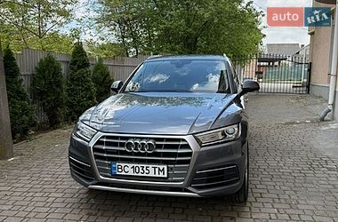 Позашляховик / Кросовер Audi Q5 2017 в Львові
