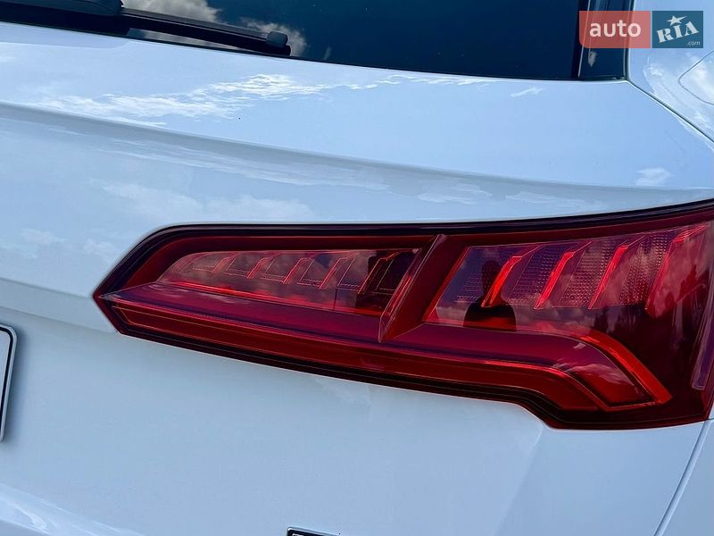 Позашляховик / Кросовер Audi Q5 2018 в Балті