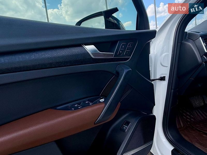 Позашляховик / Кросовер Audi Q5 2018 в Балті