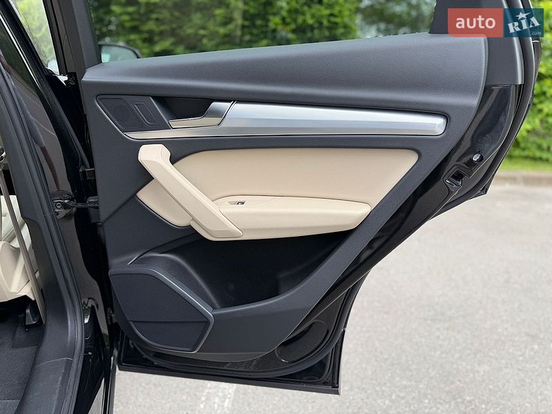 Позашляховик / Кросовер Audi Q5 2024 в Києві