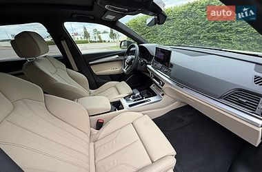 Позашляховик / Кросовер Audi Q5 2024 в Києві