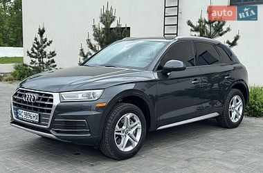 Позашляховик / Кросовер Audi Q5 2016 в Луцьку