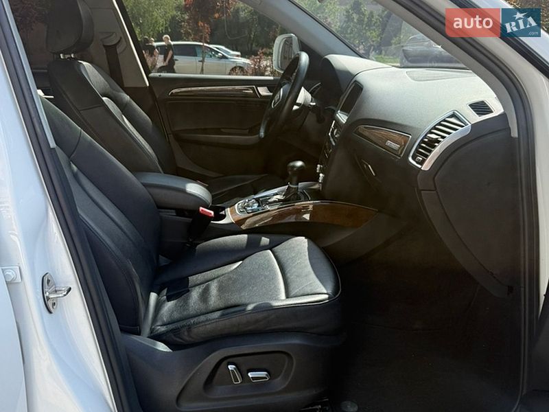 Внедорожник / Кроссовер Audi Q5 2015 в Луцке