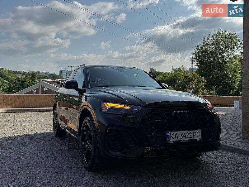 Внедорожник / Кроссовер Audi Q5 2023 в Киеве