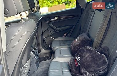 Внедорожник / Кроссовер Audi Q5 2023 в Киеве