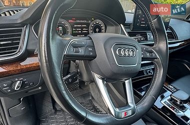 Внедорожник / Кроссовер Audi Q5 2023 в Киеве