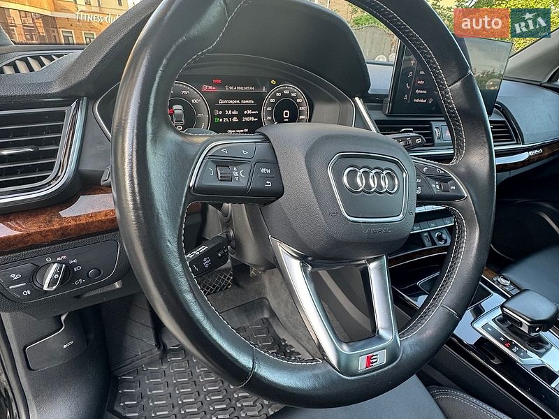 Внедорожник / Кроссовер Audi Q5 2023 в Киеве