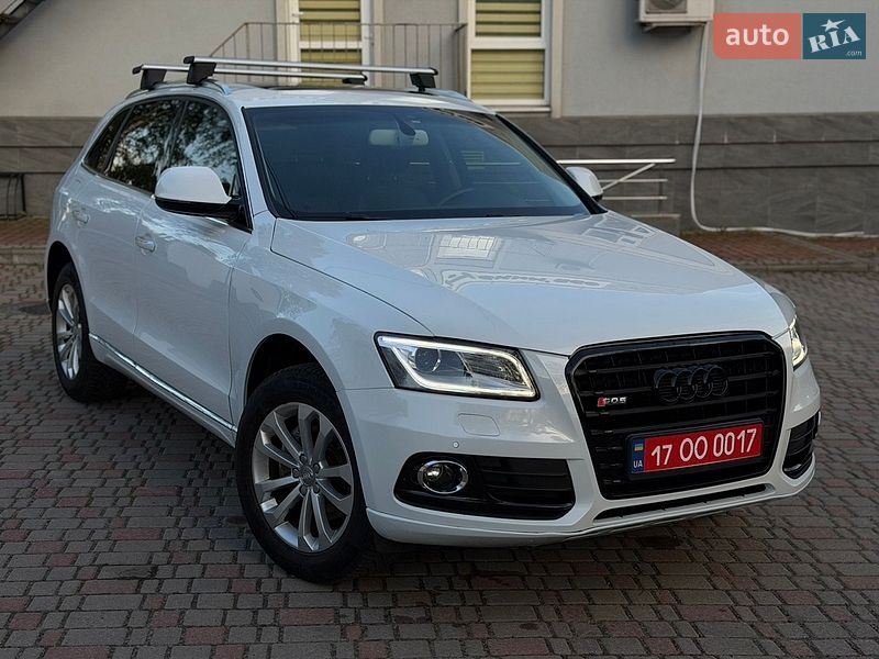 Позашляховик / Кросовер Audi Q5 2017 в Лубнах
