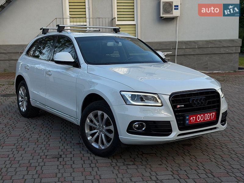 Позашляховик / Кросовер Audi Q5 2017 в Лубнах