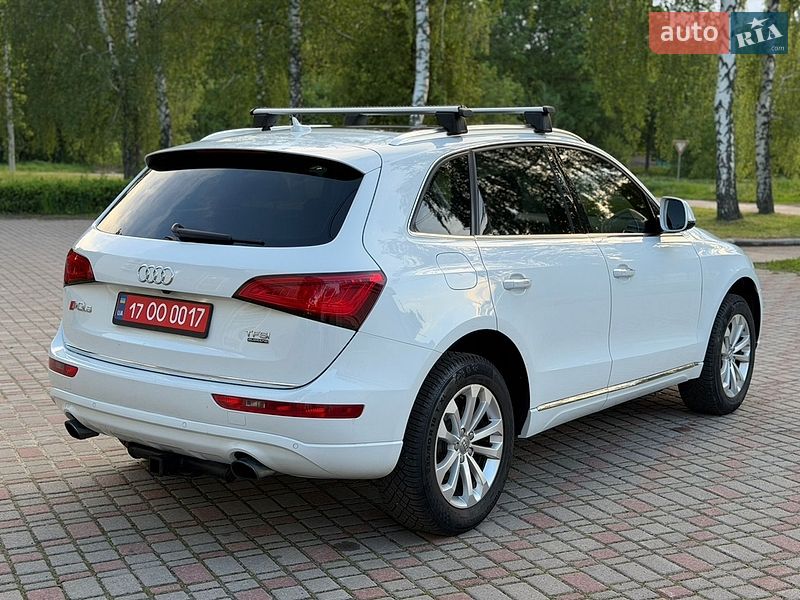 Позашляховик / Кросовер Audi Q5 2017 в Лубнах