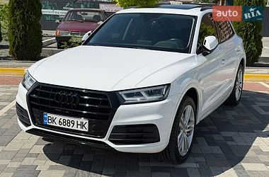 Позашляховик / Кросовер Audi Q5 2018 в Києві
