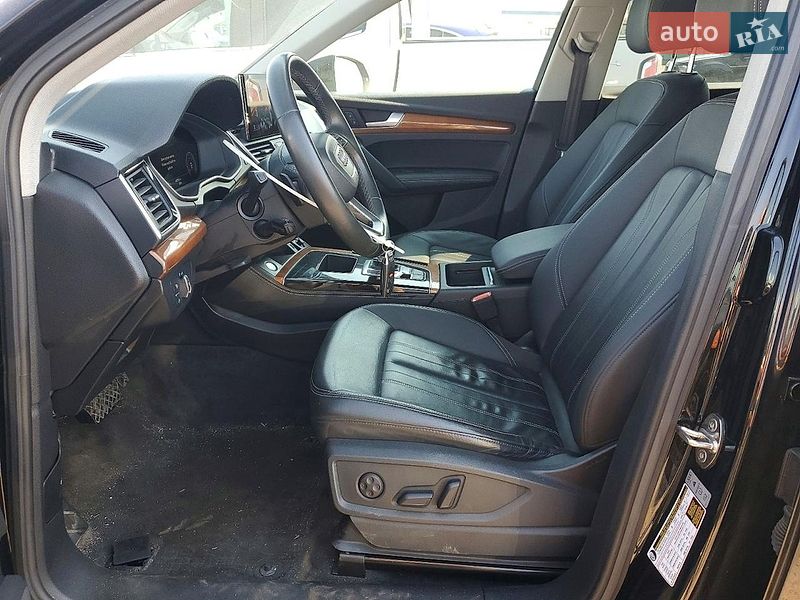 Внедорожник / Кроссовер Audi Q5 2021 в Львове