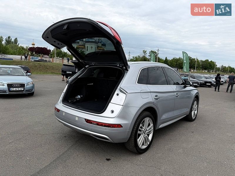 Позашляховик / Кросовер Audi Q5 2018 в Кривому Розі